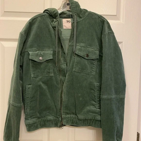 NWOT green corduroy jacket with pockets and hoodie - Picture 2 of 6